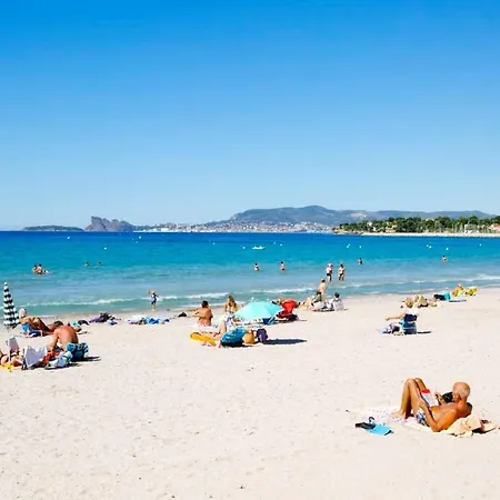 Spacieuse, Climatisation, Piscine, Jardin Paysage, Proche Saint-Cyr-sur-Mer