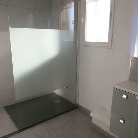 Spacieuse, Climatisation, Piscine, Jardin Paysage, Proche Villa